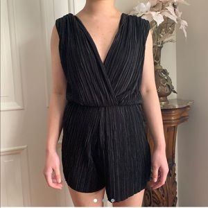 BOOHOO LUXE BLACK ROMPER
